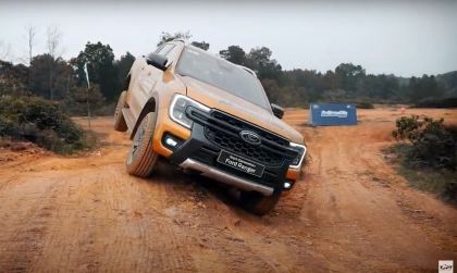 Ford Driving Skills for Life - Kỹ năng lái xe đường địa hình: Phần 4 - Kỹ năng lái xe qua hố gập ghềnh